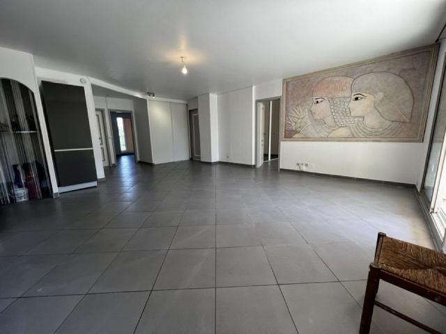 Appartement location à Les Paramideaux, Le Cannet