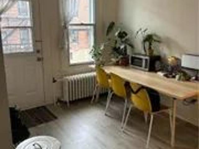 Apartment for rent in Côte-des-Neiges–Notre-Dame-de-Grâce, Montréal