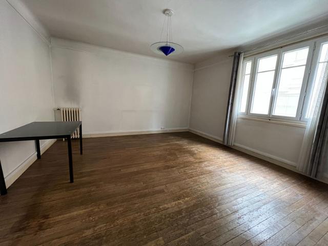 Appartement vente à France métropolitaine, Courbevoie