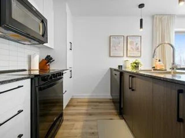 Apartment for rent in Les Collines-de-l'outaouais, Quebec