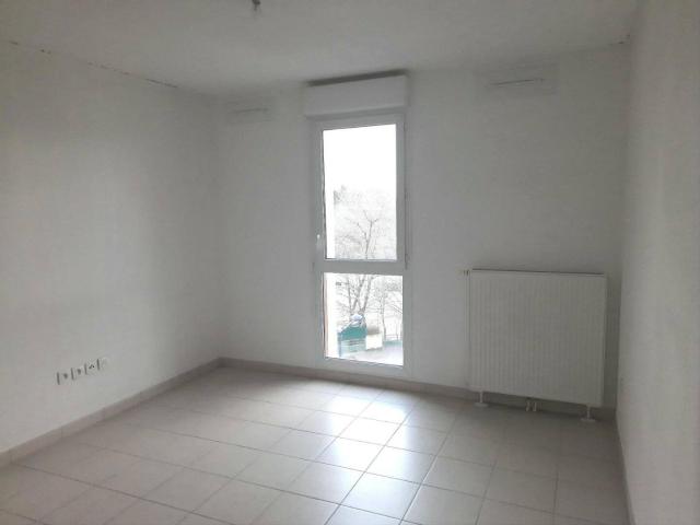 Studio location à La Marègue, Cenon