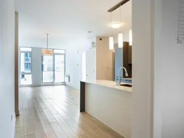 Apartment for rent in Chomedey, Quebec