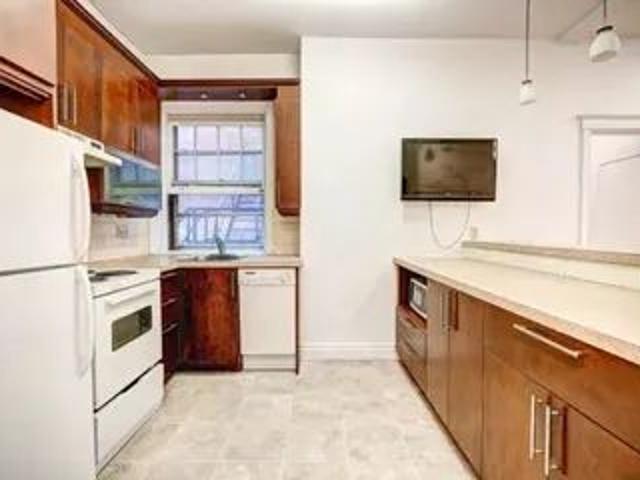 Apartment for rent in St. Leonard's, Quebec