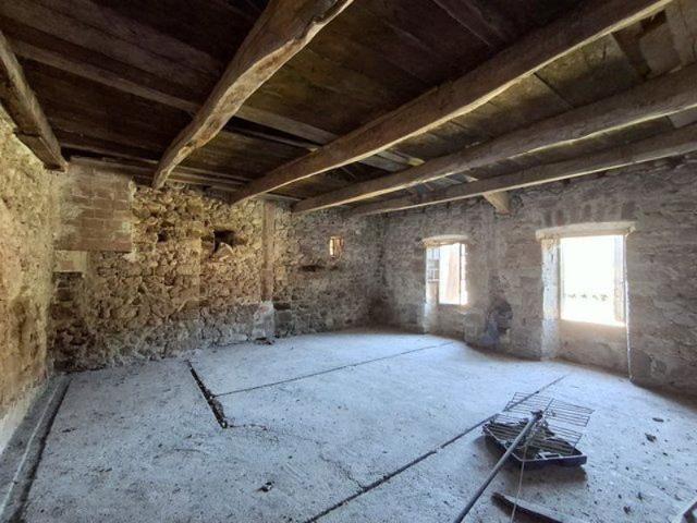 Appartement vente à Largentière, Les Vans