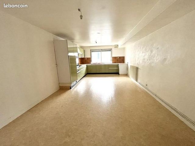 Appartement vente à La Tour-du-Pin, Trept