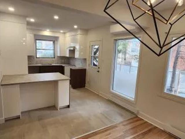 Apartment for rent in St. Leonard's, Quebec