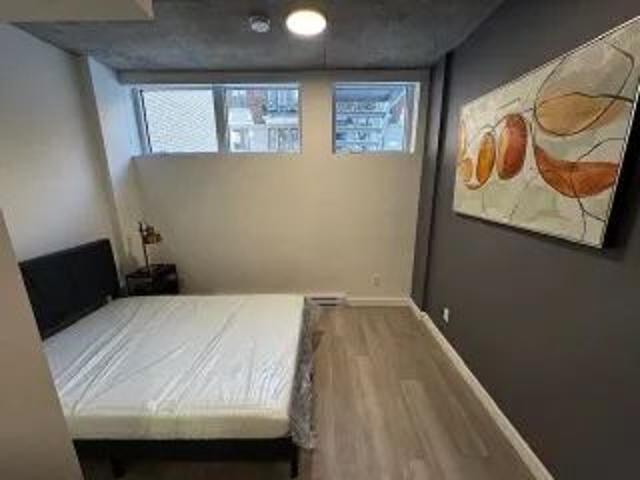 Apartment for rent in Mont-royal, Quebec