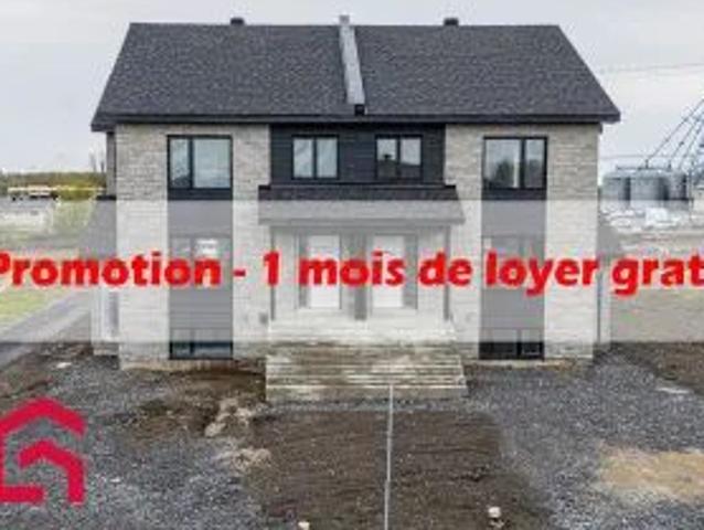 Apartment for rent in Saint-Anicet, Montérégie