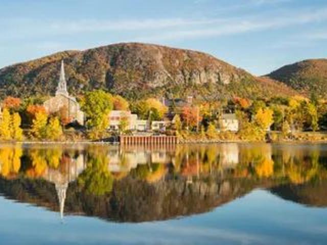 Apartment for rent in La Vallée-du-richelieu, Quebec