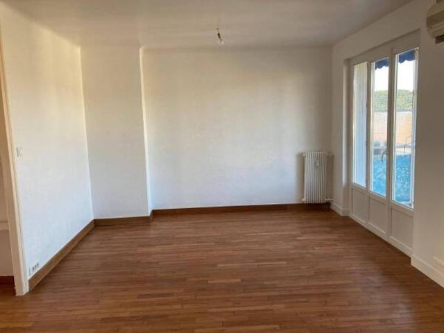 Appartement location à Arrondissement de Draguignan, Figanières
