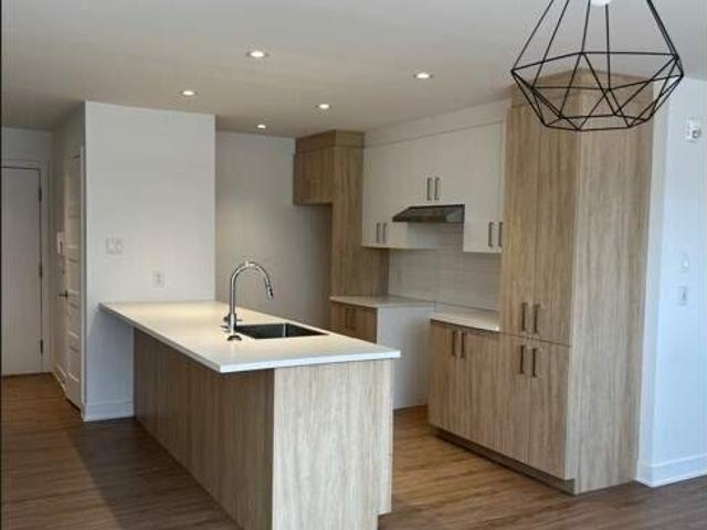 Apartment for rent in Crabtree, Quebec