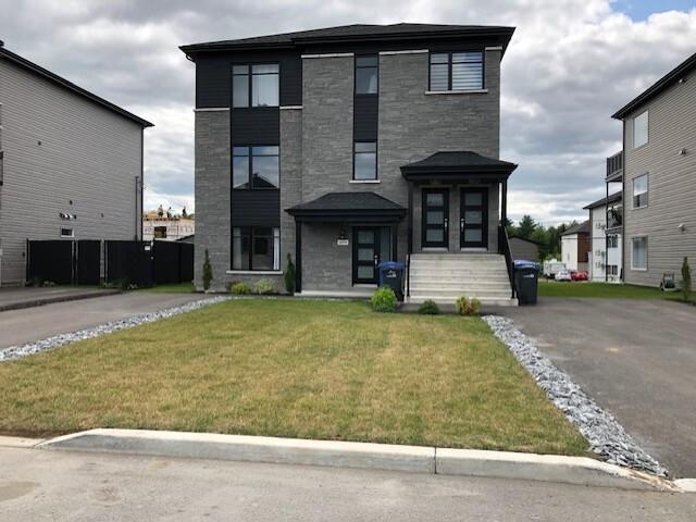 Apartment for rent in Laurentides, Quebec