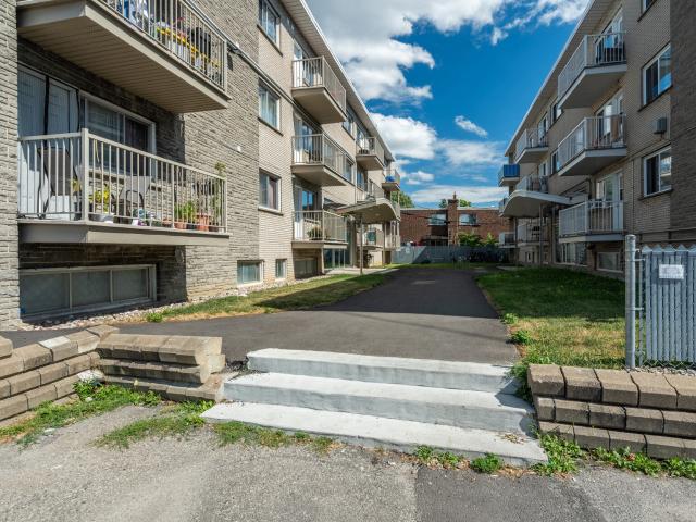 Apartment for rent in St. Leonard's, Quebec