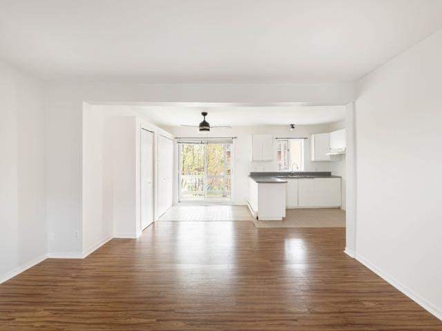 Apartment for rent in Mauricie, Quebec