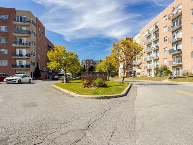 Apartment for rent in Pointe-claire, Quebec