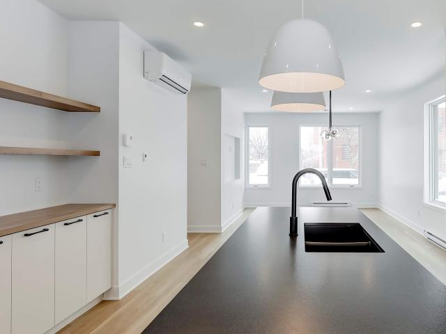 Apartment for rent in Longueuil, Quebec