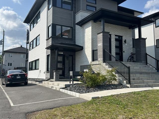 Apartment for rent in Laurentides, Quebec