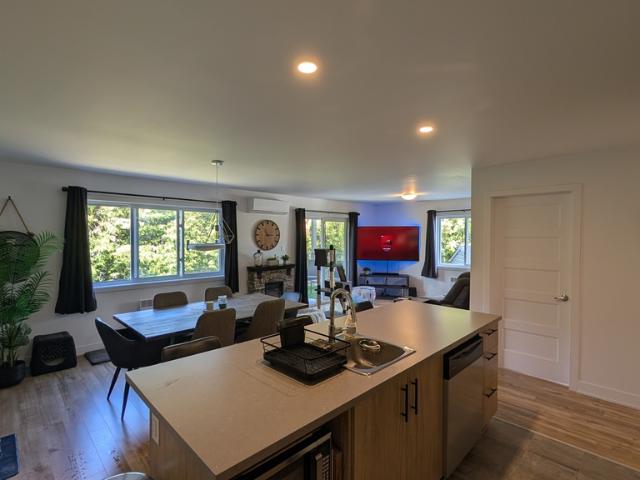 Apartment for rent in Saint-thomas, Quebec