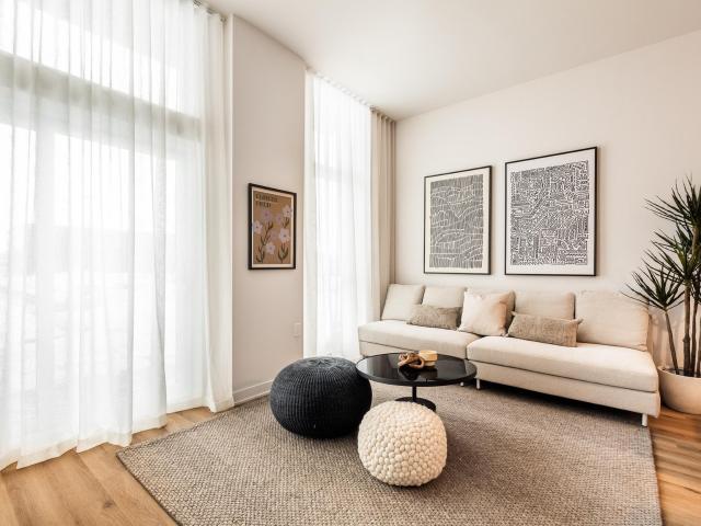 Apartment for rent in Les Moulins, Quebec