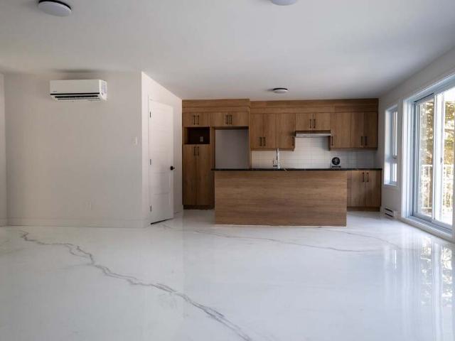Apartment for rent in Matawinie, Quebec
