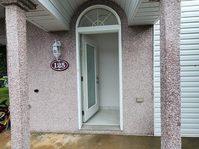 Apartment for rent in Les Moulins, Quebec