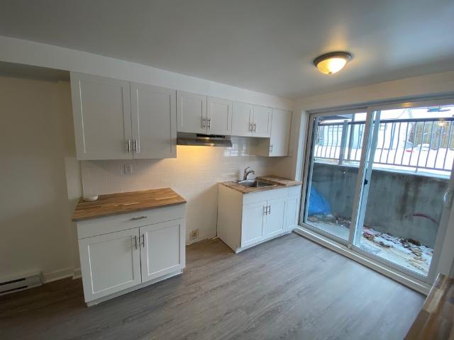 Apartment for rent in Chomedey, Quebec