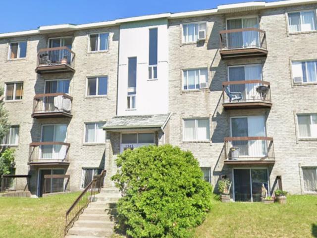 Apartment for rent in Laval-des-rapides, Quebec