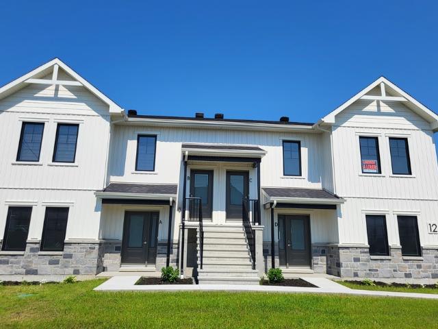 Apartment for rent in Pierre-de Saurel, Quebec