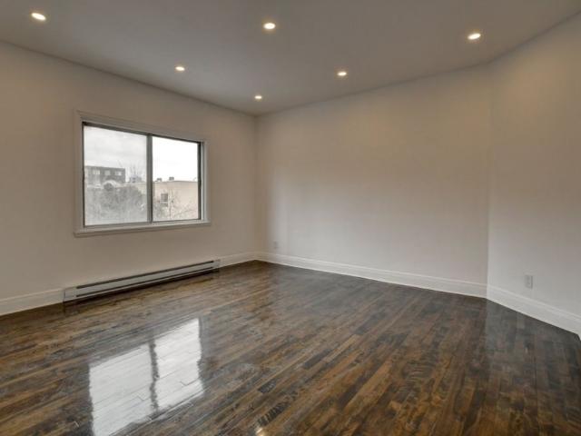 Apartment for rent in St. Leonard's, Quebec