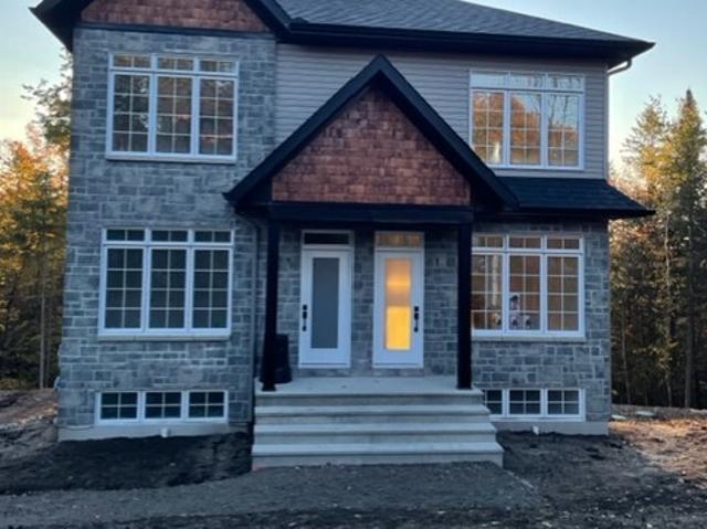 Apartment for rent in Les Collines-de-l'outaouais, Quebec