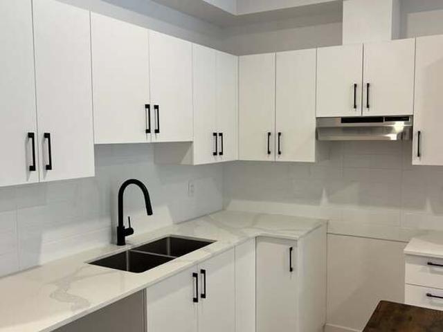 Apartment for rent in Les Moulins, Quebec