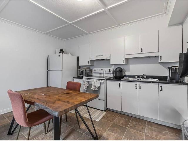 Apartment for rent in La Vallée-de-la-gatineau, Quebec