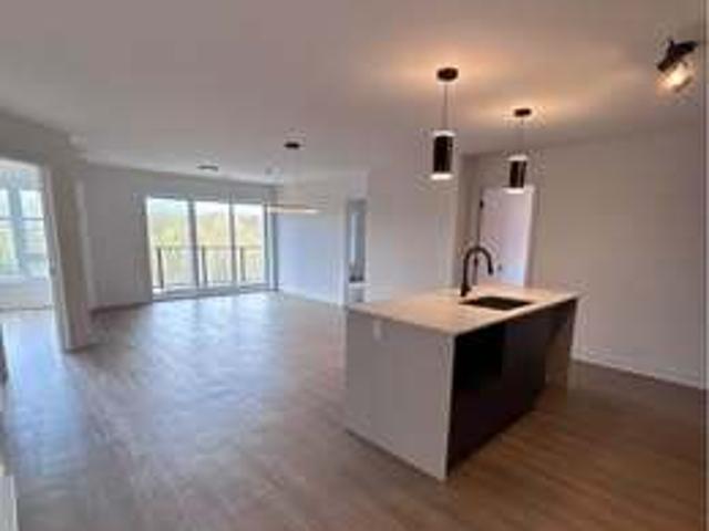 Apartment for rent in Sainte-rose, Quebec