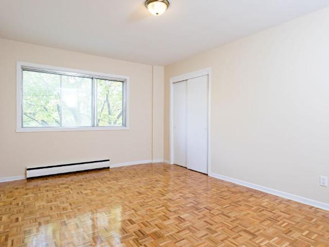 Apartment for rent in Duvernay, Quebec