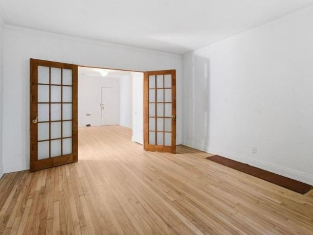 Apartment for rent in St. Leonard's, Quebec