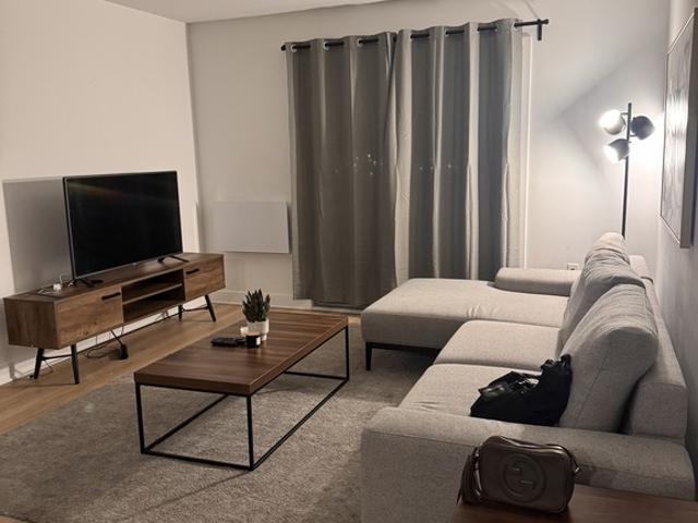 Apartment for rent in Pointe-claire, Quebec