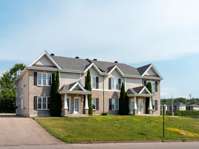 Apartment for rent in Laurentides, Quebec