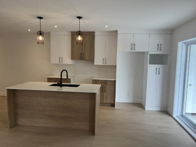 Apartment for rent in Le Val-saint-françois, Quebec