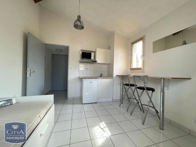 Studio location à Avignon