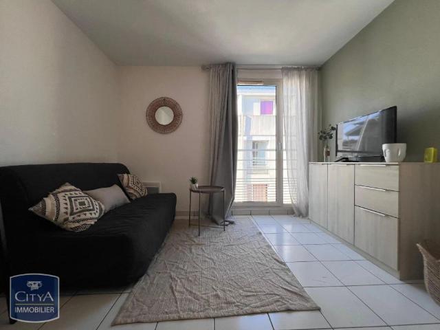 Studio location à Avignon