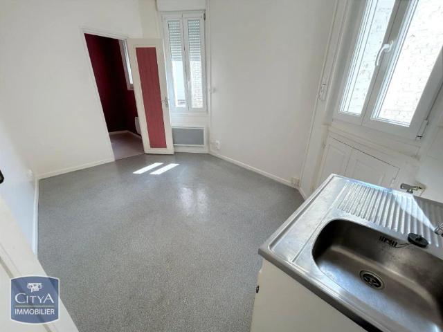 Studio location à Saint-Quentin, Saint-quentin
