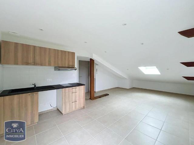 Studio location à Villefranche-sur-Saône, Rhône
