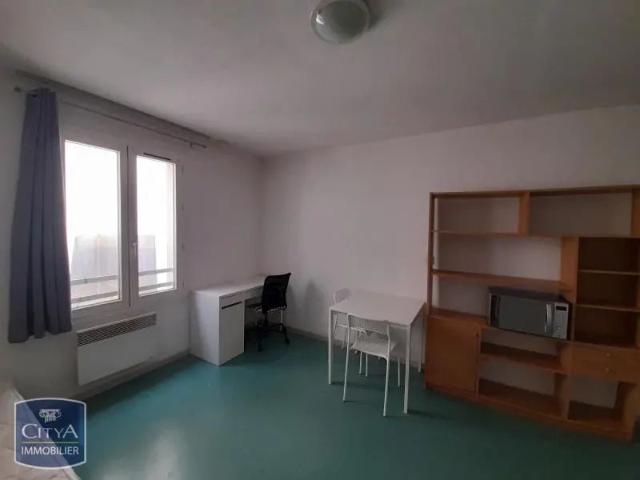 Studio location à Nîmes