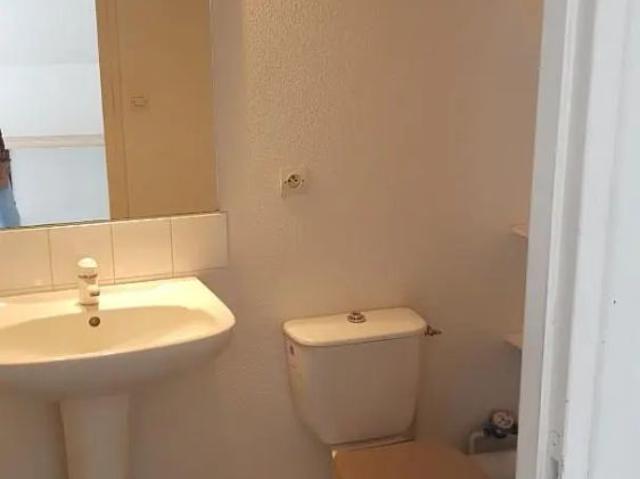 Studio location à Lens
