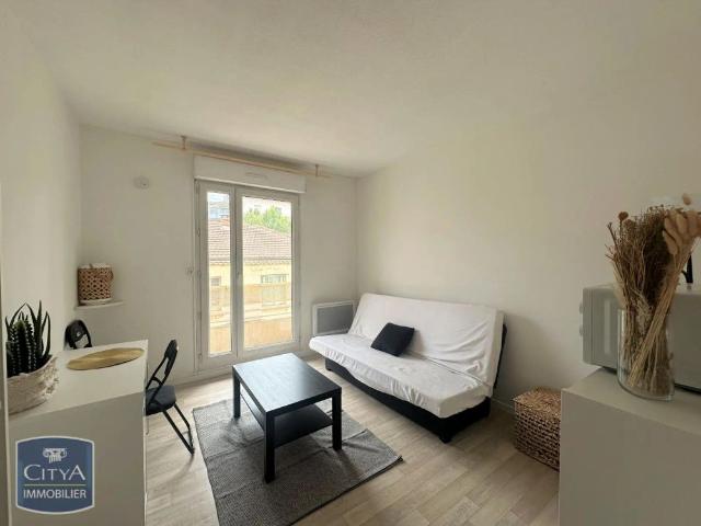 Studio location à Avignon
