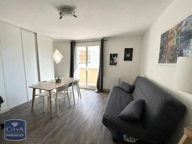 Studio location à Clermont-Ferrand, Clermont-ferrand