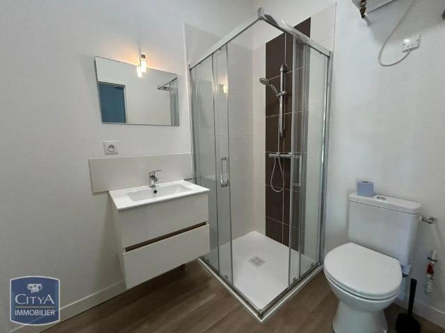 Studio location à Laval, Changé