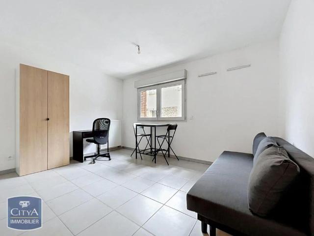 Studio location à Nîmes