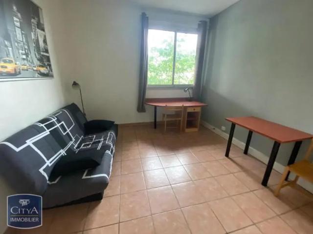 Studio location à Nîmes