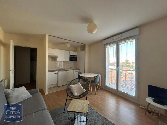 Studio location à Chartres